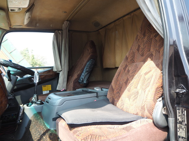 三菱ふそうファイターダンプ中型（4t）[写真29]