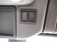 いすゞフォワードヒップリフター中型（4t）[写真36]