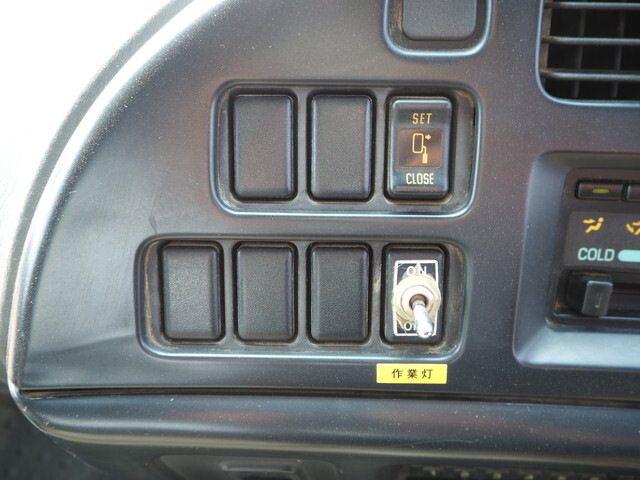 いすゞフォワードヒップリフター中型（4t）[写真37]