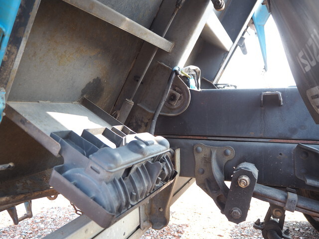 いすゞエルフダンプ小型（2t・3t）[写真22]