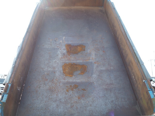 いすゞエルフダンプ小型（2t・3t）[写真24]