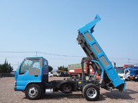 いすゞエルフダンプ小型（2t・3t）[写真09]