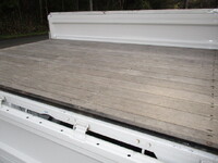 日産バネット平ボディ小型（2t・3t）[写真13]