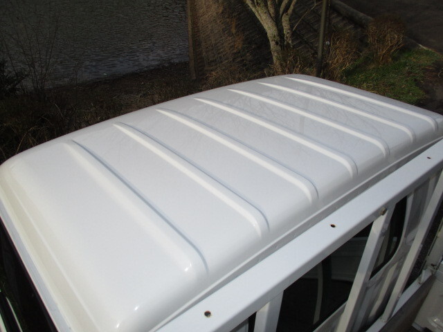 日産バネット平ボディ小型（2t・3t）[写真13]