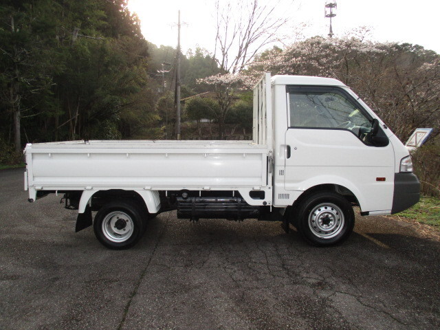 日産バネット平ボディ小型（2t・3t）[写真15]