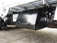 日産バネット平ボディ小型（2t・3t）[写真17]