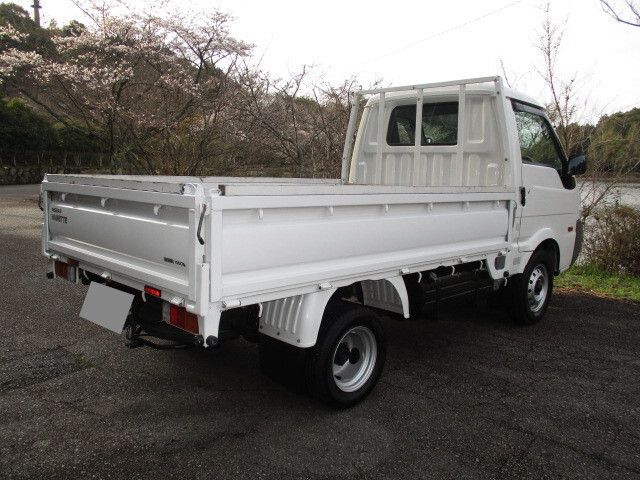 日産バネット平ボディ小型（2t・3t）[写真04]