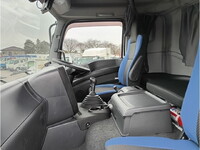 いすゞギガトレーラーヘッド（トラクターヘッド）大型（10t）[写真22]