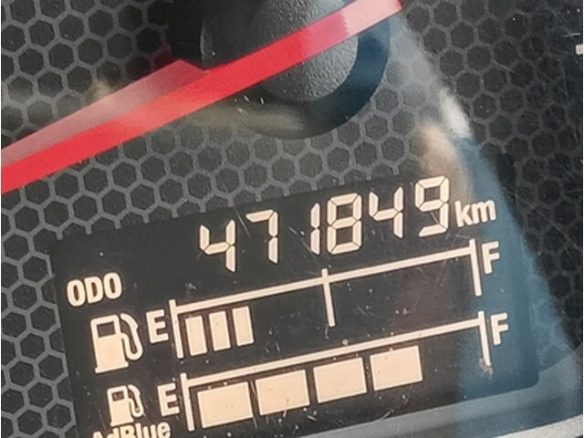 いすゞギガトレーラーヘッド（トラクターヘッド）大型（10t）[写真29]