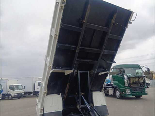 いすゞエルフダンプ小型（2t・3t）[写真16]