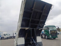 いすゞエルフダンプ小型（2t・3t）[写真17]