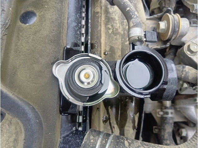 いすゞエルフダンプ小型（2t・3t）[写真22]