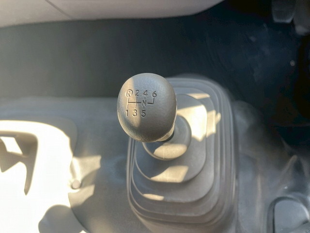 日野デュトロ高所作業車小型（2t・3t）[写真35]