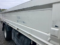 トヨタダイナ平ボディ小型（2t・3t）[写真13]