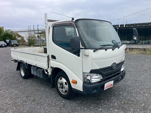 トヨタダイナ平ボディ小型（2t・3t）[写真03]