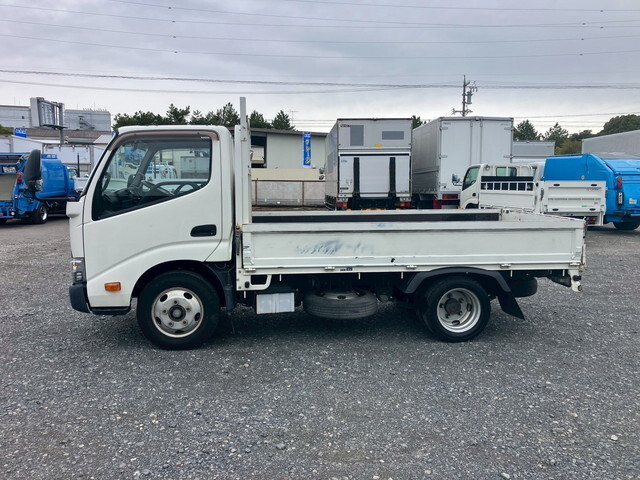 トヨタダイナ平ボディ小型（2t・3t）[写真05]