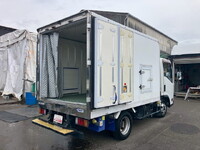 いすゞエルフ冷凍車（冷蔵車）小型（2t・3t）[写真12]