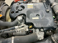 いすゞエルフ冷凍車（冷蔵車）小型（2t・3t）[写真28]