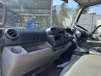 日野デュトロ平ボディ小型（2t・3t）[写真17]