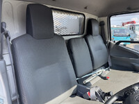 日野デュトロ平ボディ小型（2t・3t）[写真06]