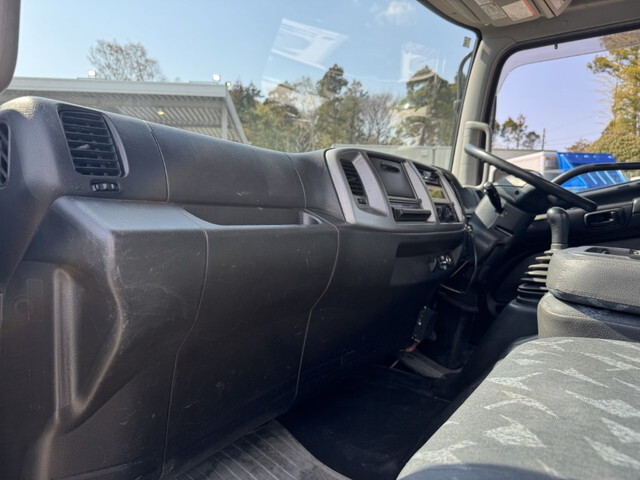 日野レンジャークレーン3段中型（4t）[写真22]