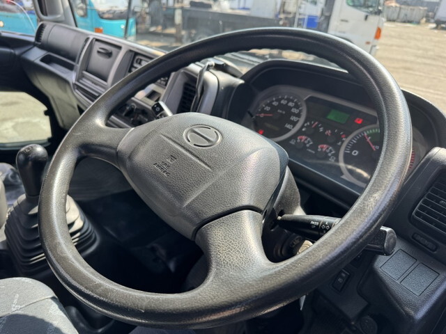 日野レンジャークレーン3段中型（4t）[写真07]