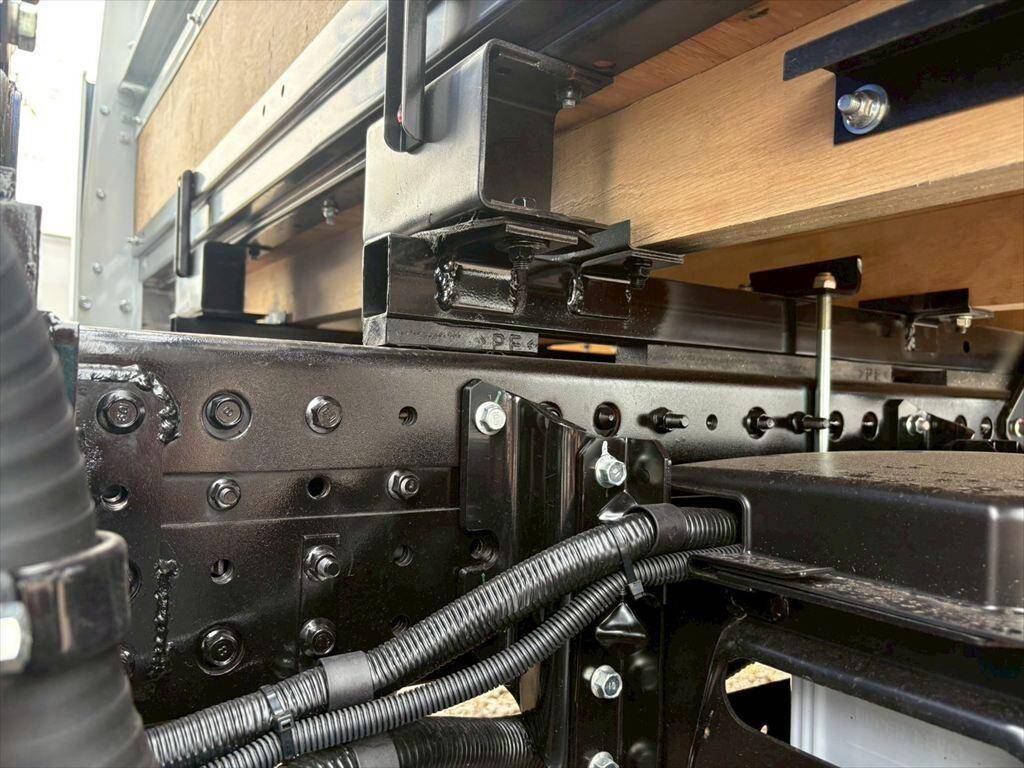 三菱ふそうキャンタークレーン4段小型（2t・3t）[写真12]