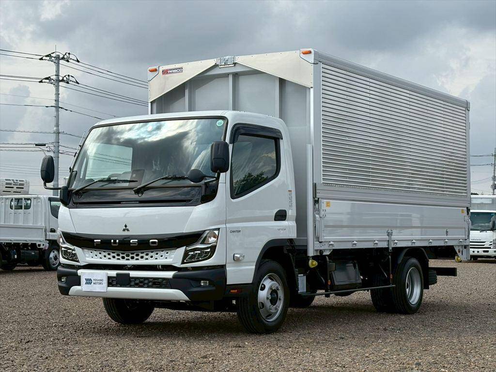 三菱ふそうキャンターアルミウイング小型（2t・3t）[写真01]