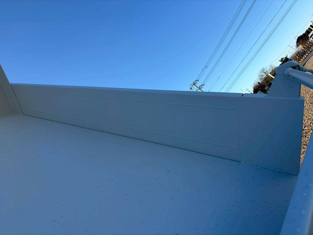 三菱ふそうキャンターダンプ小型（2t・3t）[写真09]