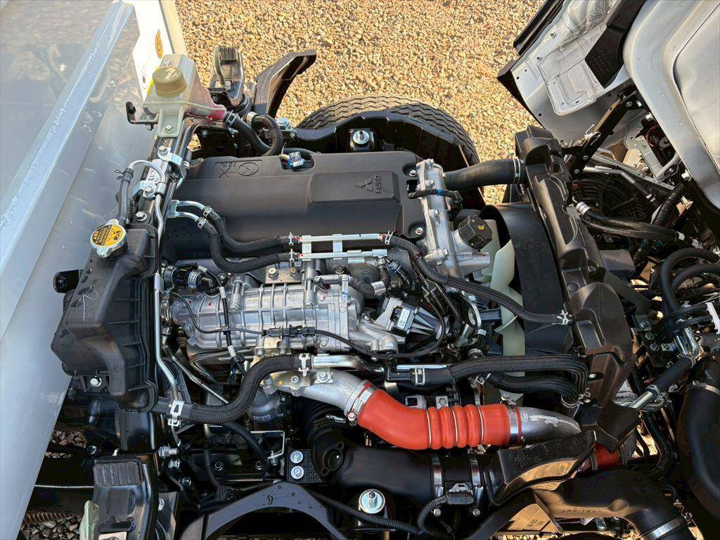 三菱ふそうキャンターダンプ小型（2t・3t）[写真19]