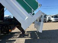 三菱ふそうスーパーグレートダンプ大型（10t）[写真12]