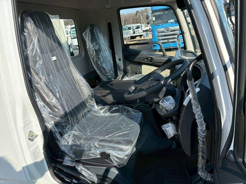 三菱ふそうファイター深ダンプ（土砂禁ダンプ）中型（4t）[写真21]