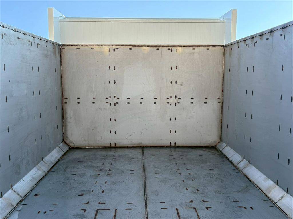 三菱ふそうファイター深ダンプ（土砂禁ダンプ）中型（4t）[写真07]