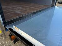 三菱ふそうファイターアルミウイング中型（4t）[写真14]