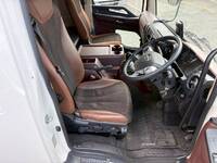 日野レンジャーアルミバン中型（4t）[写真22]