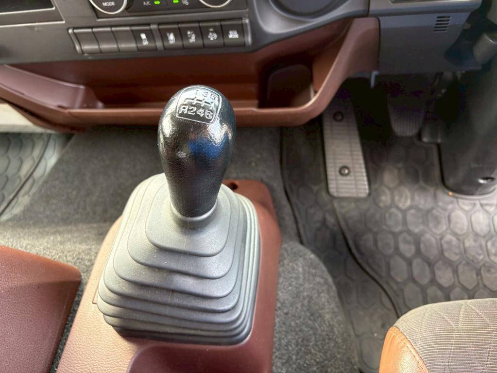 日野レンジャーアルミバン中型（4t）[写真23]