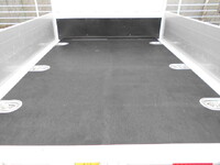 三菱ふそうキャンター平ボディ小型（2t・3t）[写真11]