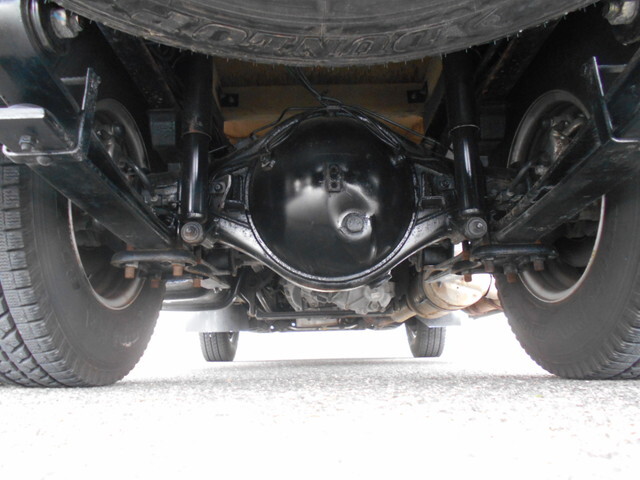 三菱ふそうキャンター平ボディ小型（2t・3t）[写真18]