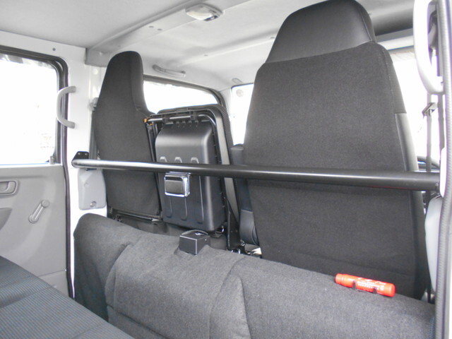 三菱ふそうキャンター平ボディ小型（2t・3t）[写真21]