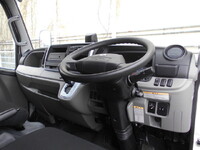 三菱ふそうキャンター平ボディ小型（2t・3t）[写真26]