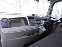 三菱ふそうキャンター平ボディ小型（2t・3t）[写真28]