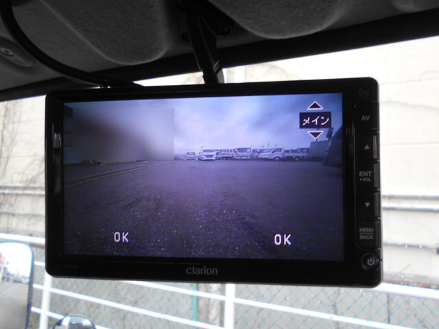 三菱ふそうキャンター平ボディ小型（2t・3t）[写真32]