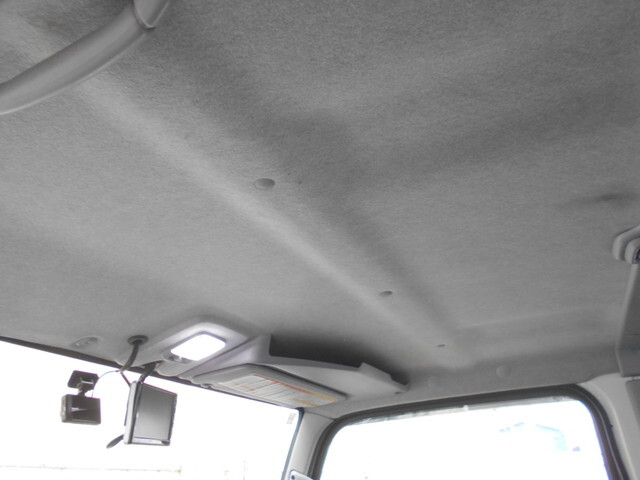 三菱ふそうキャンター平ボディ小型（2t・3t）[写真39]