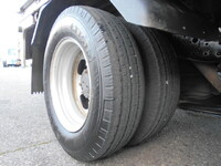 三菱ふそうキャンター平ボディ小型（2t・3t）[写真23]