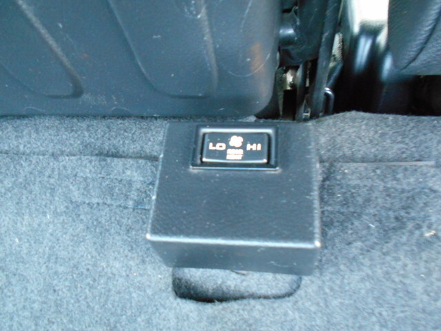 三菱ふそうキャンター平ボディ小型（2t・3t）[写真24]