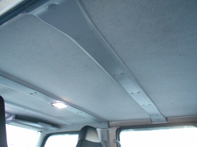 三菱ふそうキャンター平ボディ小型（2t・3t）[写真40]