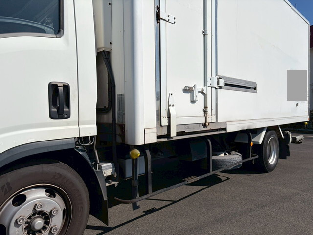 いすゞエルフ冷凍車（冷蔵車）小型（2t・3t）[写真24]