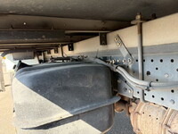 いすゞエルフ冷凍車（冷蔵車）小型（2t・3t）[写真34]