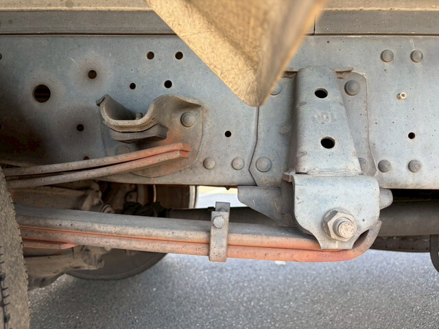 いすゞエルフ冷凍車（冷蔵車）小型（2t・3t）[写真35]