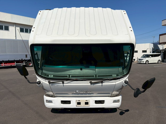 いすゞエルフ冷凍車（冷蔵車）小型（2t・3t）[写真05]